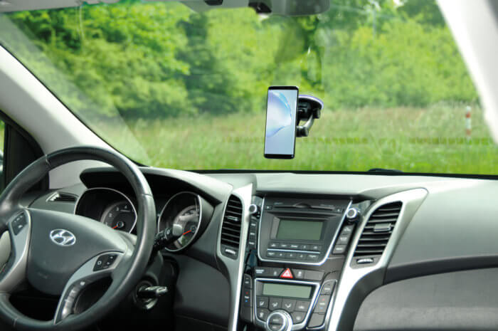 Wizard, magnetic Car Holder with suction cup for Smartphones - Image 3